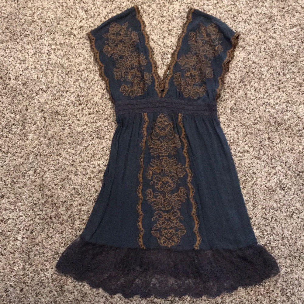 Flying Tomato deep v-neck dress with lace